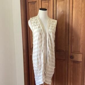 New York & Co Tan & Cream Sweater Vest, Size L